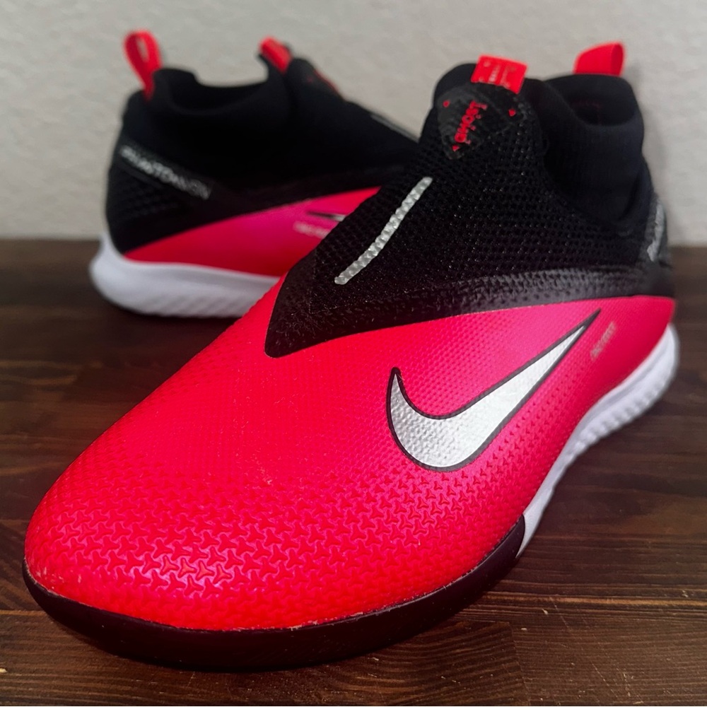 Nike Kids Black and Pink Sneakers
